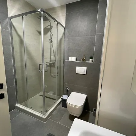 Apartman1105 Free Garage * סראייבו