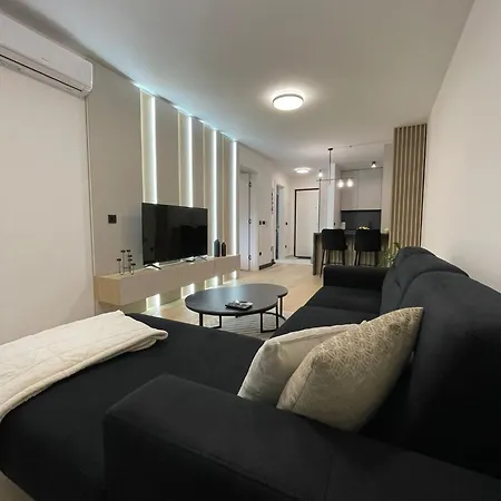 Apartman1105 Free Garage