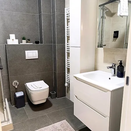 Apartman1105 Free Garage סראייבו